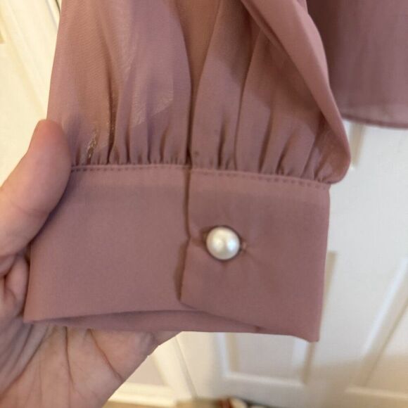 Zenana Long Sleeve Blouse Mauve | Pearl Accents | NWT | Size Large - Picture 4 of 4